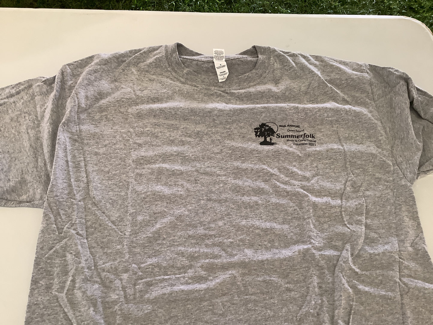Volunteer tee grey 21’